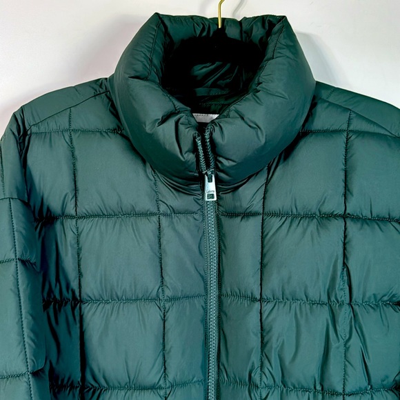 Levi’s Women’s Box Quilted Puffer Jacket Green Size M NWT - Picture 8 of 17